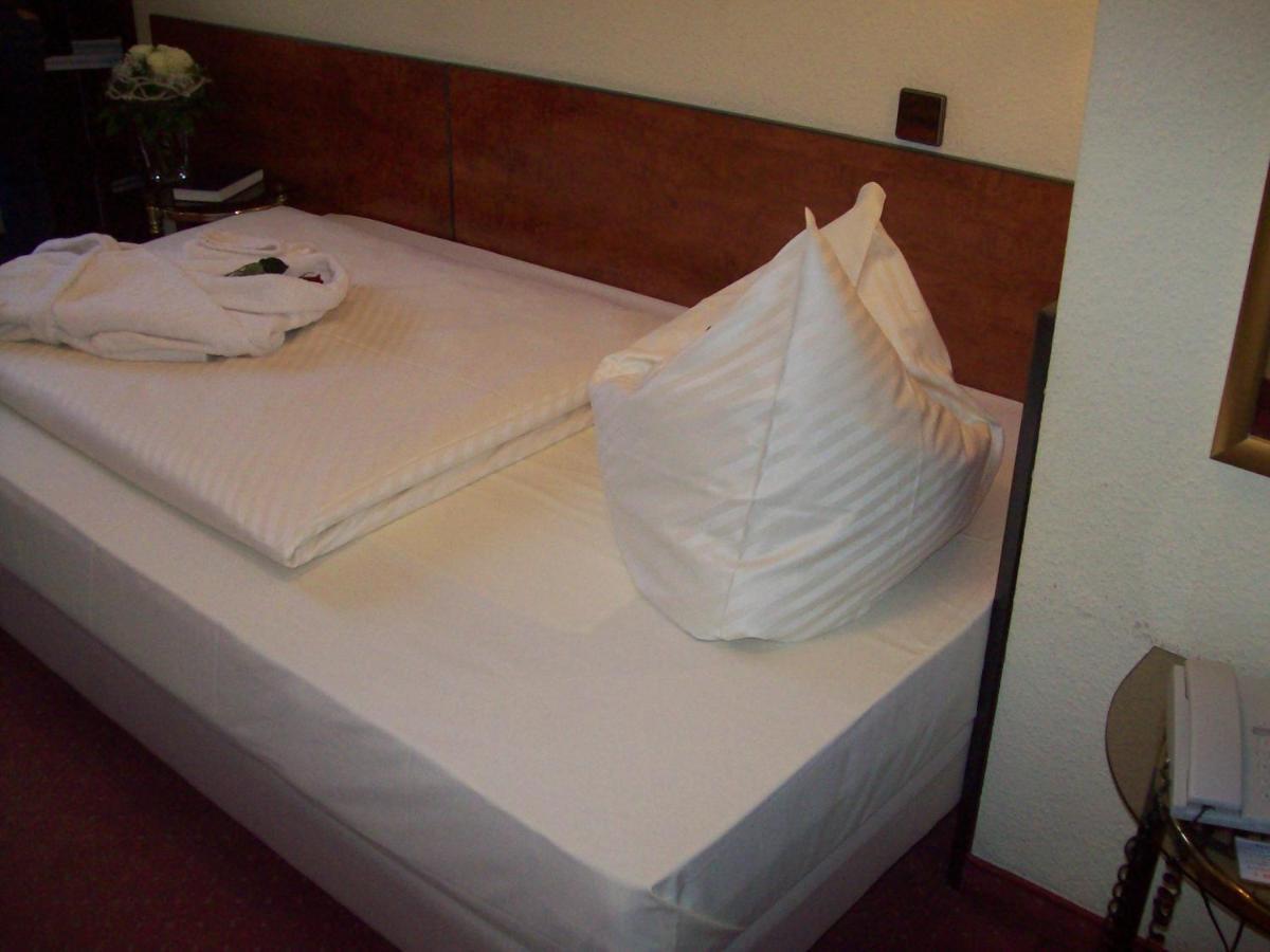 Boutiquehotel Goldhahn Bio Sport & Wellness Aalen Ruang foto